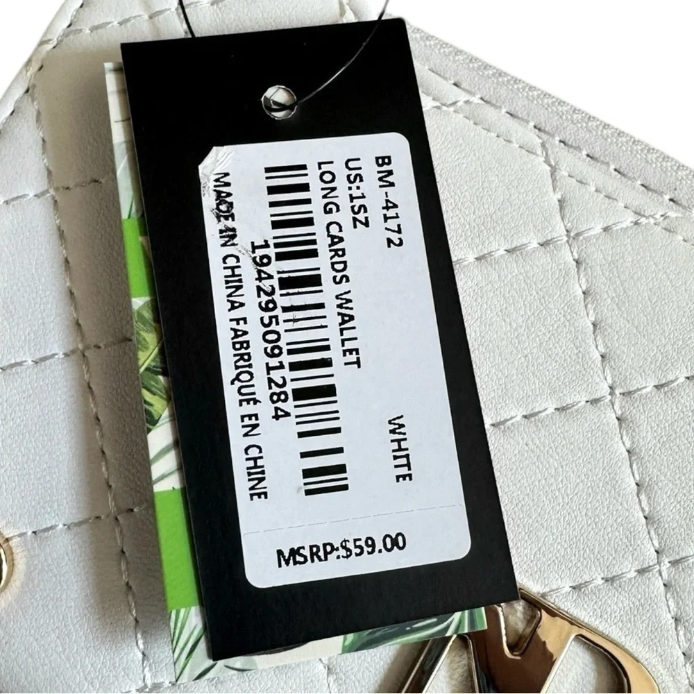 Badgley Mischka Long Cards Wallet NWT White & Gold Classic Quilted Design Slim